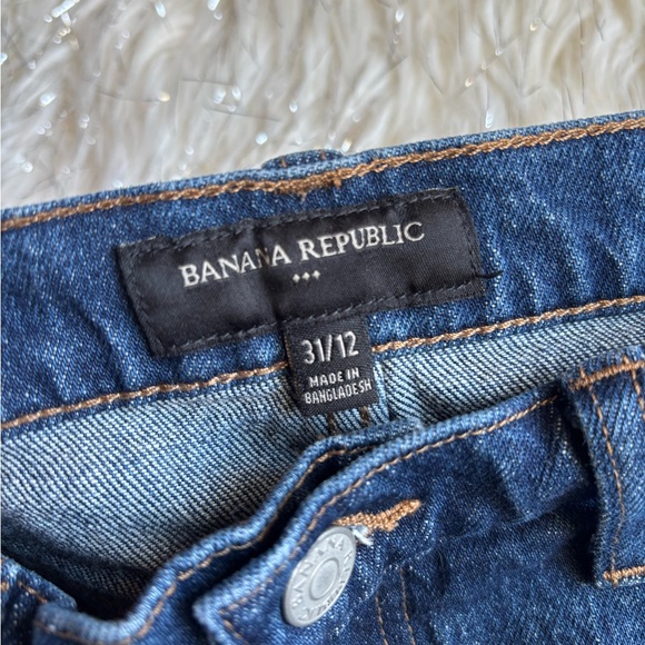 BANANA REPUBLIC Women’s Denim Shorts - Picture 4 of 16